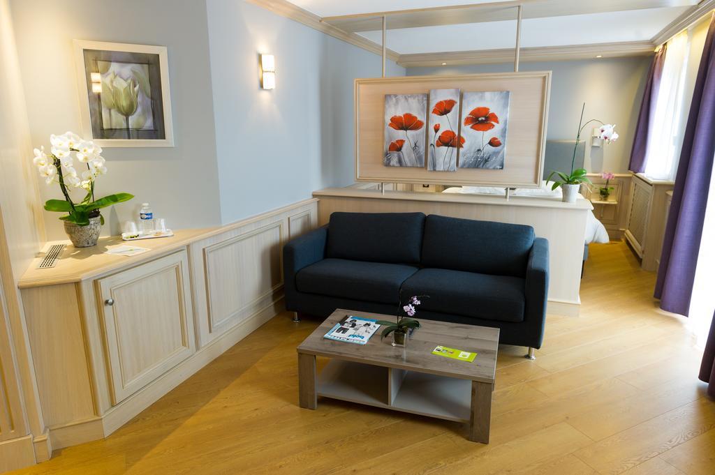 Cottage Logis Hotel - Restaurant Dudelange Eksteriør billede