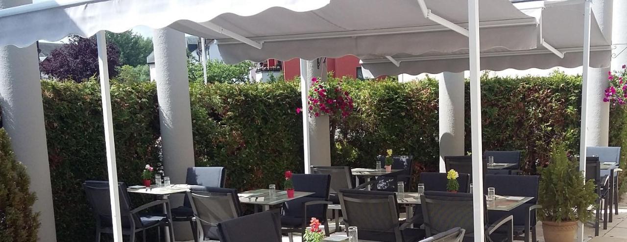 Cottage Logis Hotel - Restaurant Dudelange Eksteriør billede
