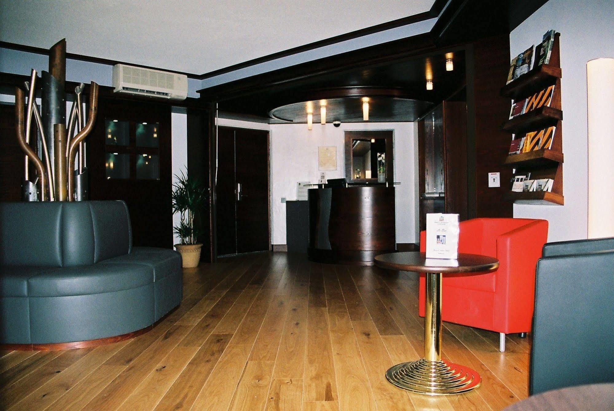 Cottage Logis Hotel - Restaurant Dudelange Eksteriør billede